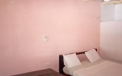 Queen Rooms | Unit 2 Persons